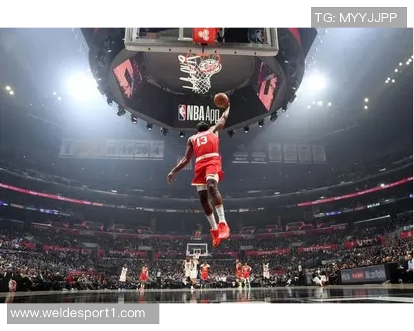 祝贺哈登总得分进入历史前十比尔在INS转发庆祝海报 祝贺哈登总得分进入历史前十比尔在INS转发庆祝海报