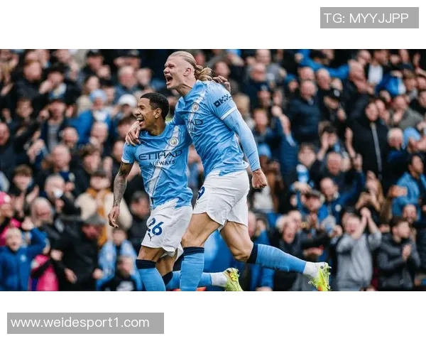 英超最新积分榜曼城紧追阿森纳争冠形势胶着第二到第八名仅差两分