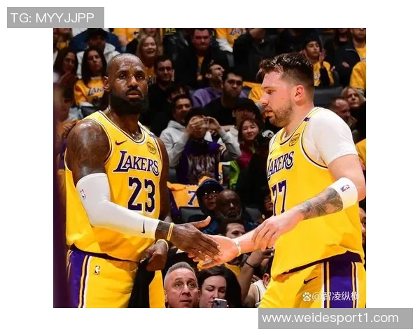 湖人强势统治篮板战场前场篮板狂揽24个总数领先对手17个